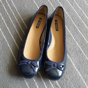 American Eagle flats (navy blue)